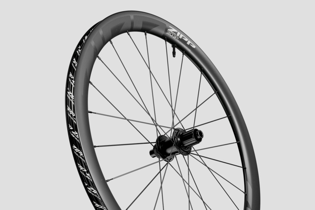 Dasia Wielersport - ZIPP - ZIPP 303 S